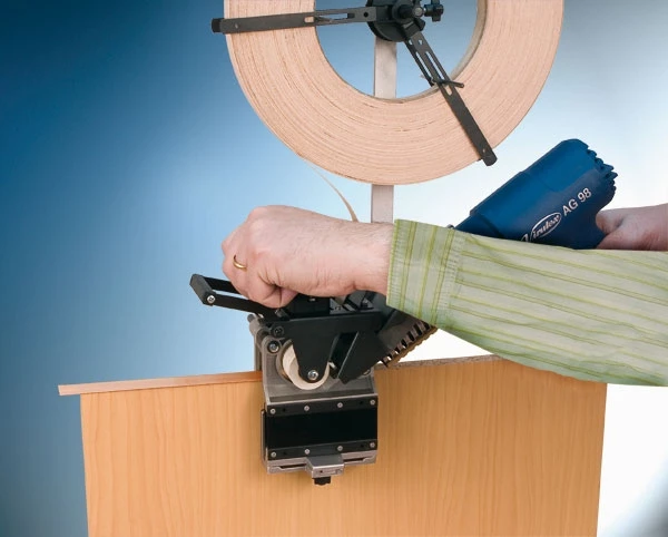 Virutex 5200400 AG98R Plaqueuse De Chants Portable 3 Virutex 5200400 AG98R Plaqueuse De Chants Portable – Image 3