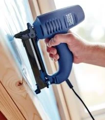 Rapid Cloueur électrique Embarquetteuse électrique PRO R553 10642912 -Chauffage de chantier et de terrasse Soldes embarquetteuse electrique pro r553 10642912 2