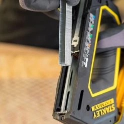 Stanley Agrafeuse FMHT0-80550 FATMAX® 4 En 1 Tacker -Chauffage de chantier et de terrasse Soldes fmht0 80550 fatmaxr 4 en 1 tacker 3