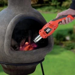 Black & Decker Décapeur Thermique KX1693-QS Pistolet à Air Chaud 1800W Avec Poignée Tournante